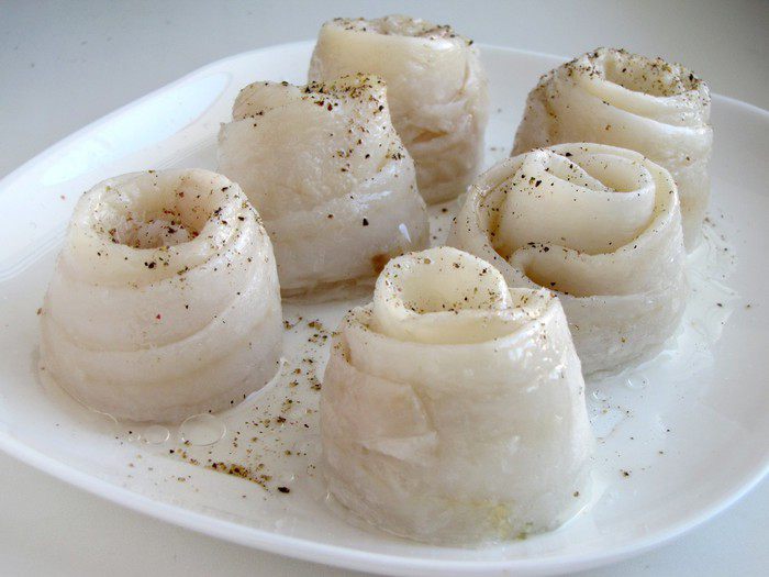 Филе белой рыбы с грейпфрутовой сальсой