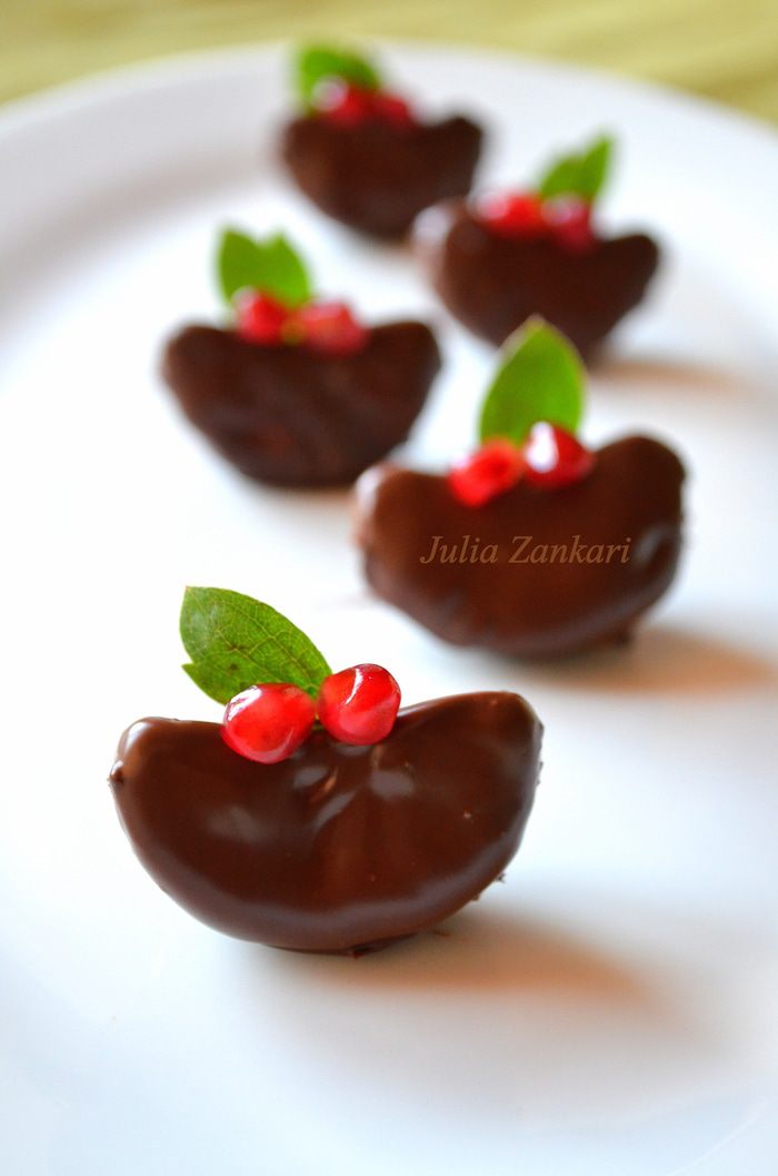 Тирамису с мандариново-сливочным муссом и шоколадом + мандаринки в шоколаде