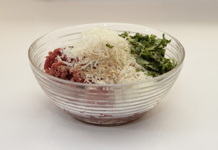 Паста Феттуччине с нежными итальянскими тефтельками