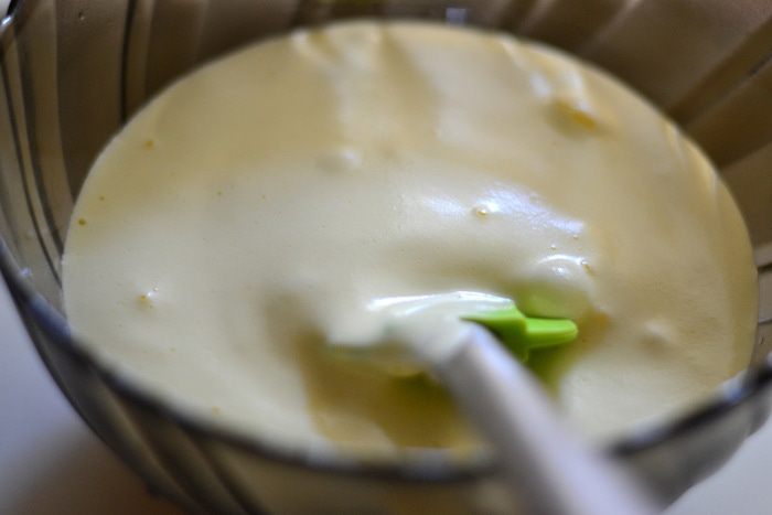 Медовый торт с малиновым мармеладом