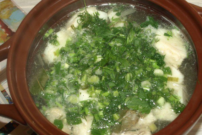 «Хитрая» уха на курином бульоне