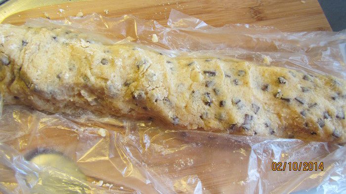 Орехово-шоколадное печенье с морской солью