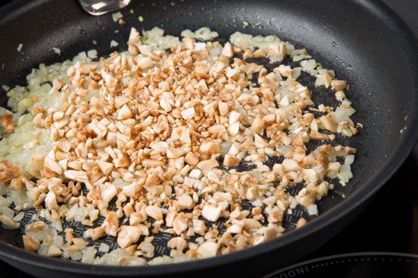 Запеченные шампиньоны по-итальянски