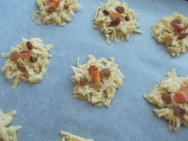 Песочное печенье с сухофруктами