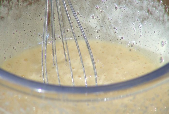 Хитрая грушевая шарлотка с ежевикой