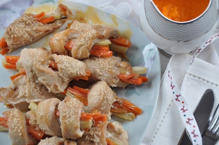Завитушки из куриного филе с морковью и сельдереем