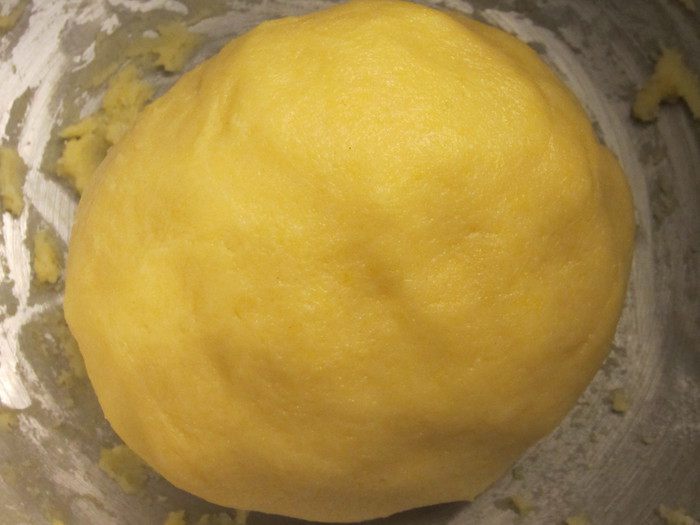 Корзинки с ананасами