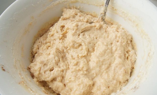 Постные кексы с курагой и изюмом