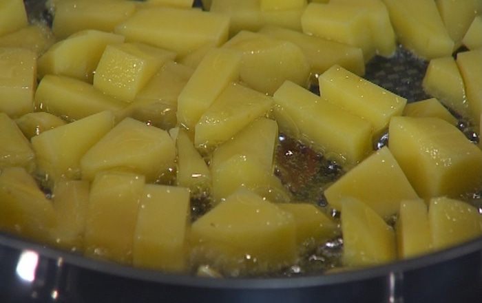 Испанский омлет с копченым лососем 