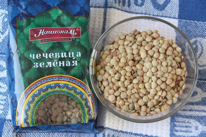 Чечевица со свеклой и шпинатом