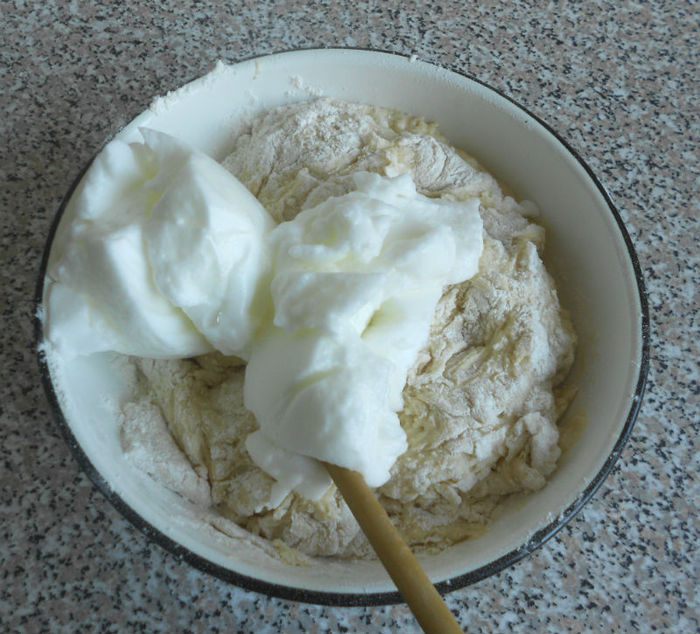Кулич плетеный