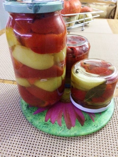 Маринованные гогошары с медом и яблоком