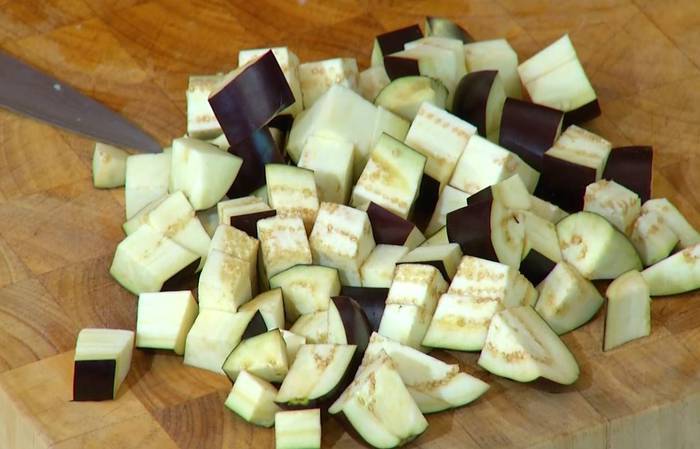 Капоната с кабачком и картофелем