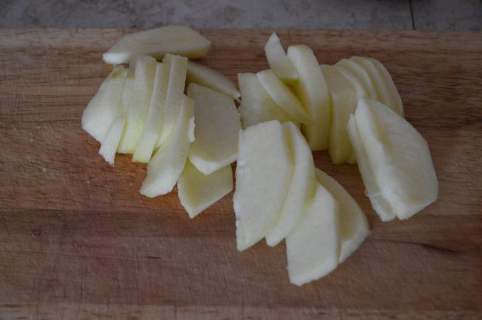 Сдобный пирог с вишнями и маком