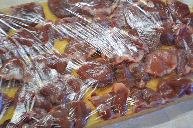 Отбивные из куриных сердечек