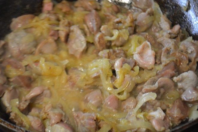 Куриные желудки в пиве
