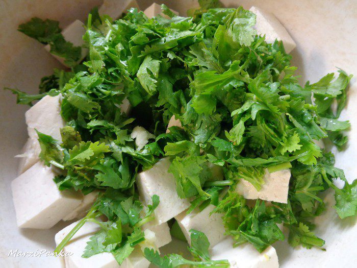 Нежный мусс из авокадо с тофу