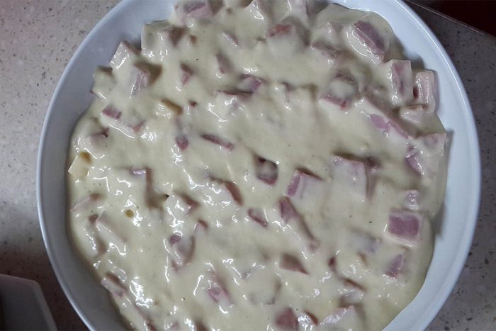 Быстрый пирог с ветчиной и сыром