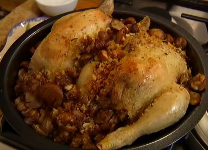 Фаршированные цыплята с каштанами