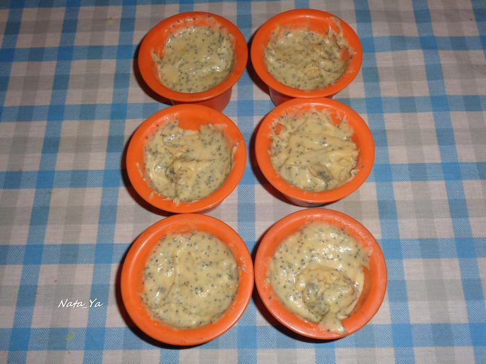 Маковые кексы в ромовом сиропе