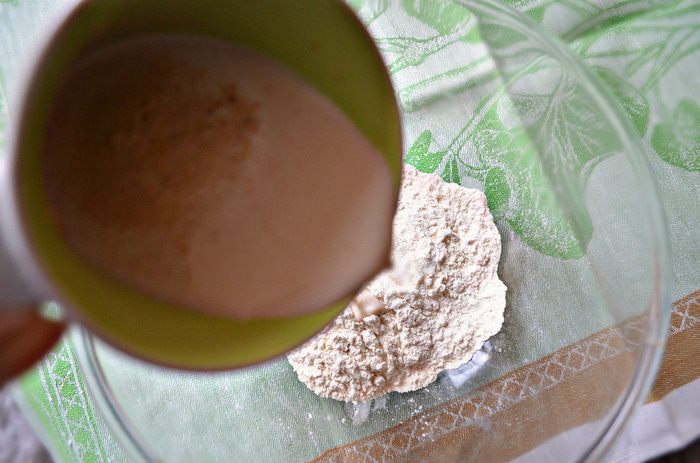 Праздничный сдобный пирог