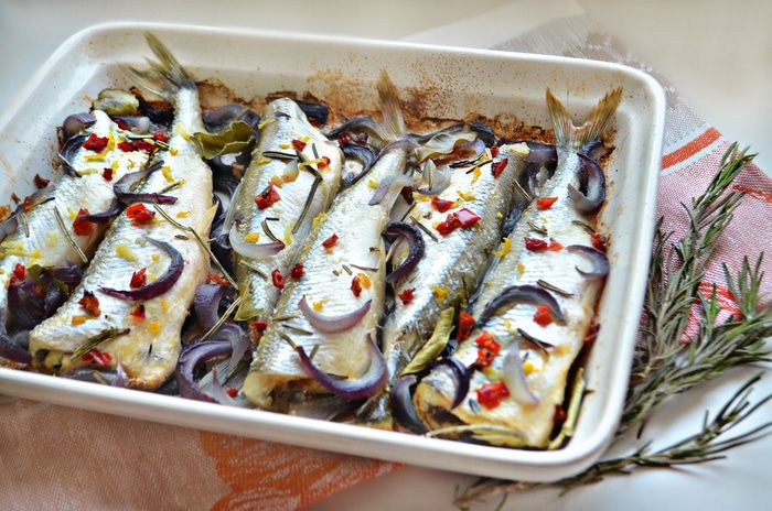 Запеченная питерская корюшка