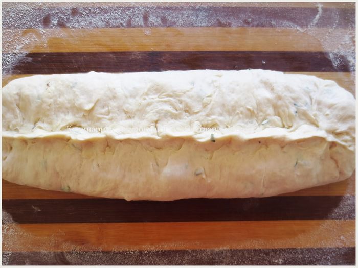 Ароматный хлеб с розмарином и медом