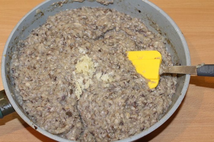 Икра грибная (из маслят)