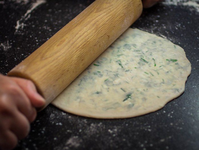 Хычины с зеленью и сыром