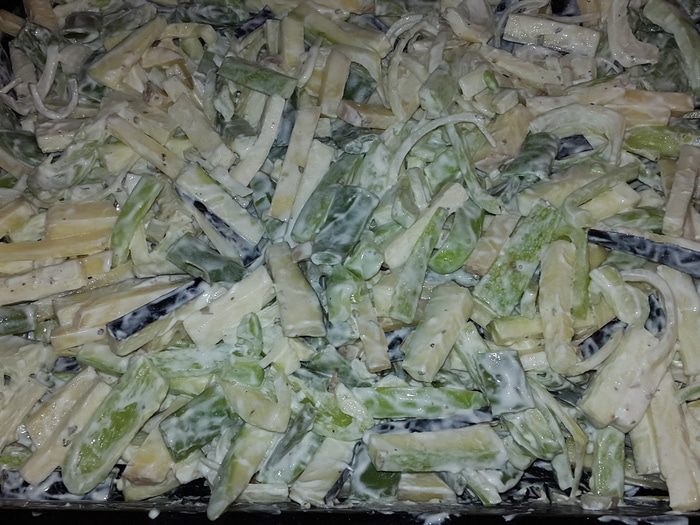 Овощи, запеченные с лабне