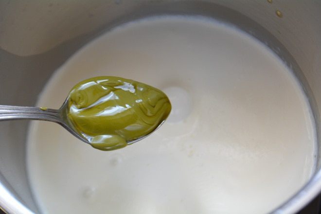 Фисташковая панна котта с мандаринами