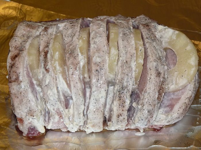 Запеченная корейка с ананасами