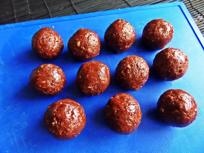 Конфеты с шоколадом и ликером