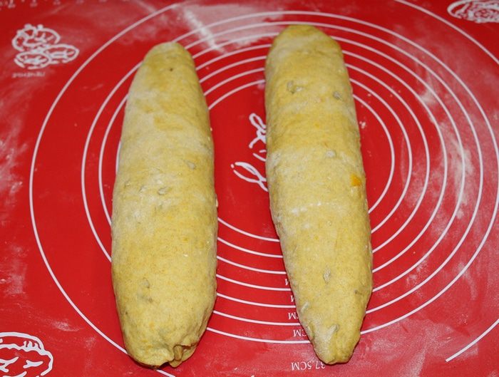 Пшенично-ржаной хлеб с тыквой