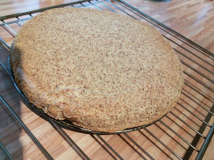 Миндальный слоеный торт