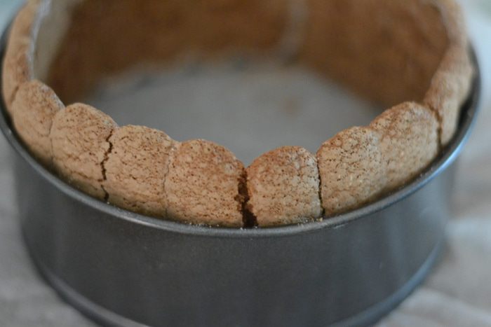 Шоколадный тирамису с вишневым ликером