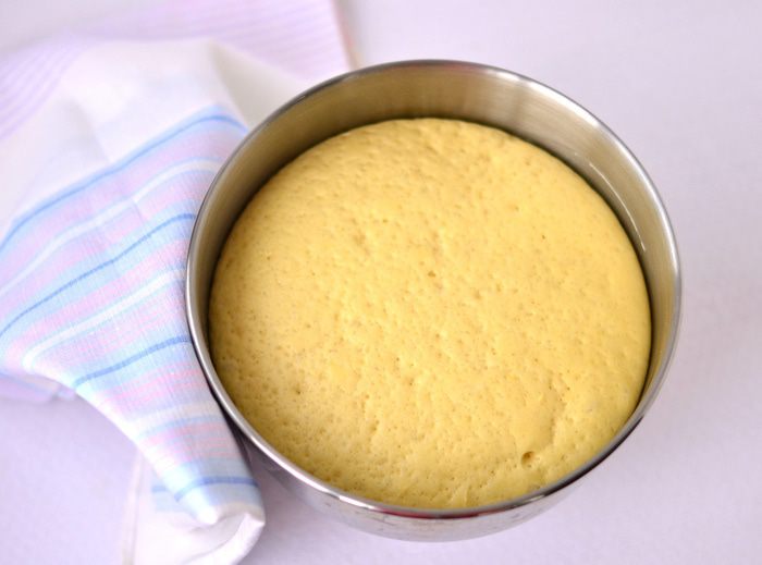 Пирожки с щавелем, яйцом и рисом