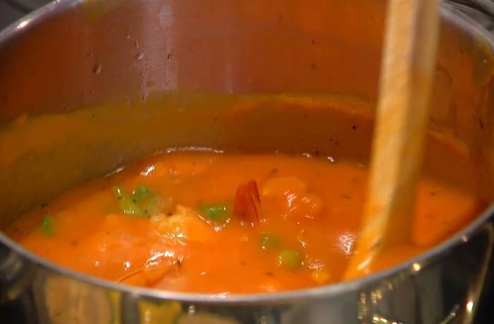 Тыквенный суп с кукурузой и креветками