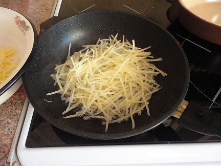 Куриные котлетки в картофельной корочке