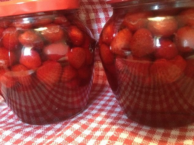Клубничное варенье (без варки ягод)