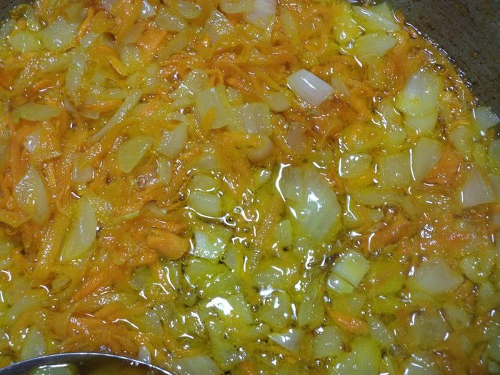 Суп  &amp;quot;Счастье  Рокфора&amp;quot;  с  курицей,  рисом  и  плавленым  сыром