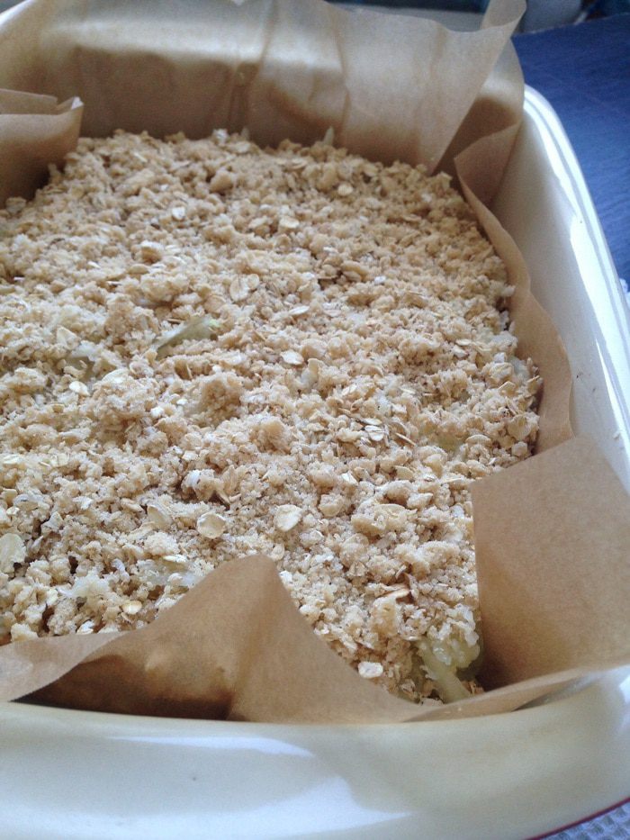 Овсяный пирог с яблоками