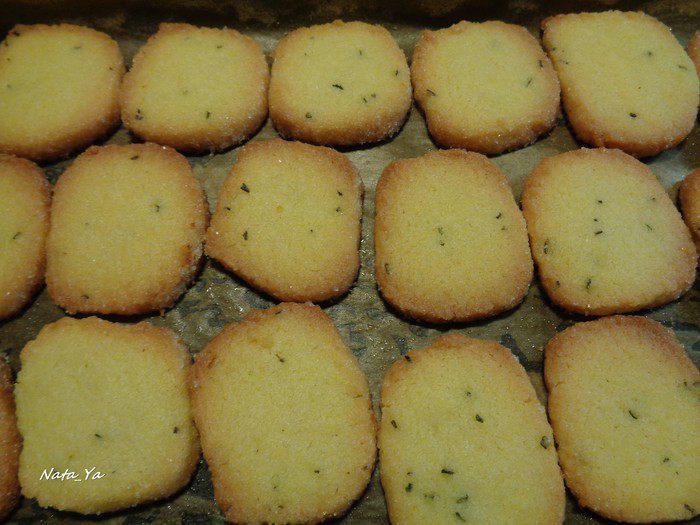Песочное печенье с розмарином