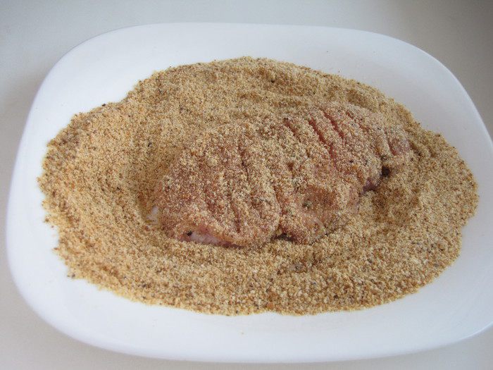 Свиные отбивные по-пармски