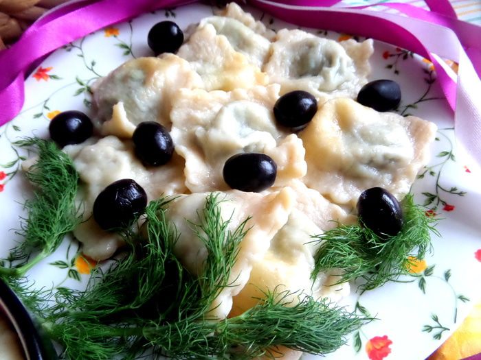 Шпинатно-сырные равиоли