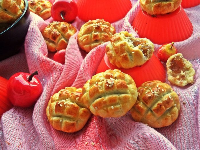 Рассыпчатое китайское печенье с ананасом
