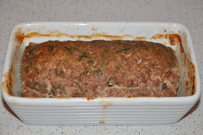 Мясной рулет с яйцом