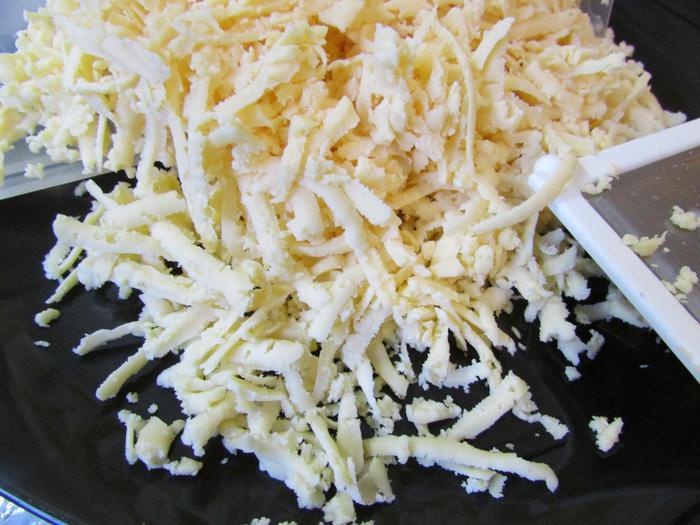 Закусочный пирог с ветчиной и сыром