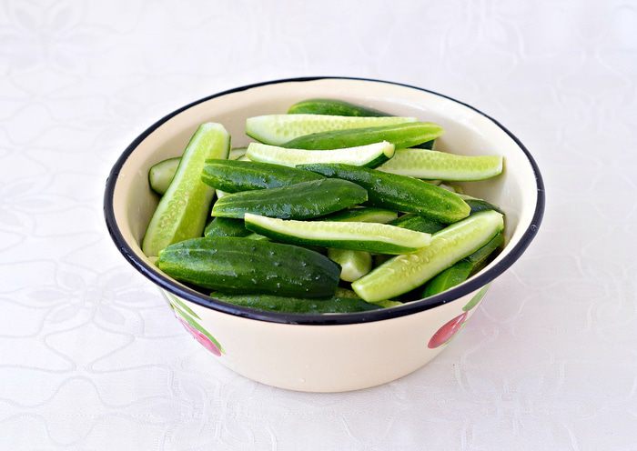 Маринованные огурчики в собственном соку