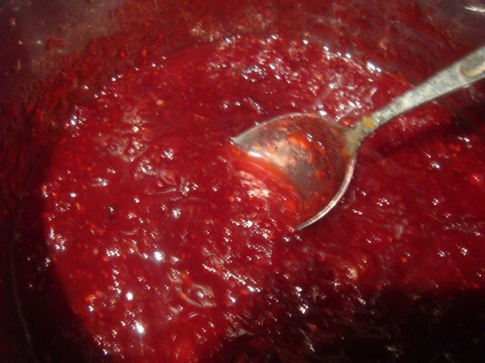 Булочки с клюквенным джемом (постные)